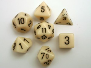 Chessex Opaque Polydice Set - Ivory/black