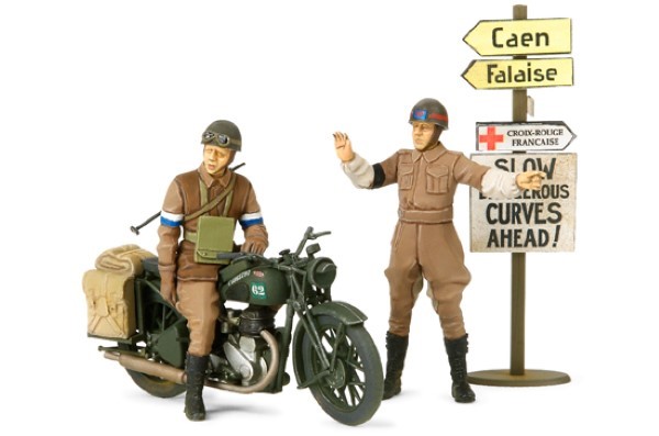 TAM35316 Tamiya 1/35 Scale BSA M20 Motorcycle with Military Police